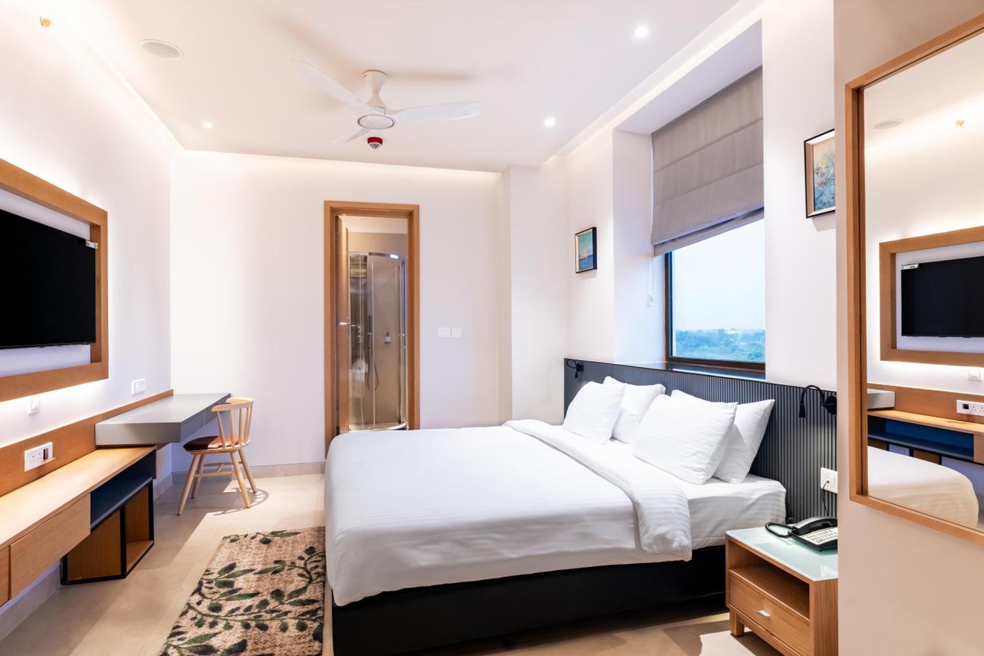 Krishna'S Courtyard Hotel & Convention Urali Ngoại thất bức ảnh